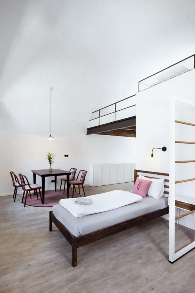 Design Hostel Long Story Short in the Czech republic_Girls Choice room_photo by Josef Kubicek