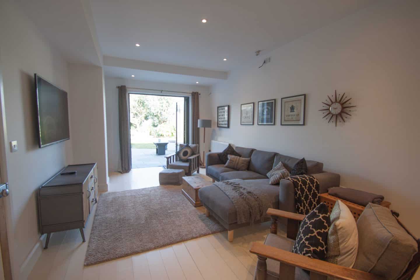 Dream House in Dartmouth Devon family room