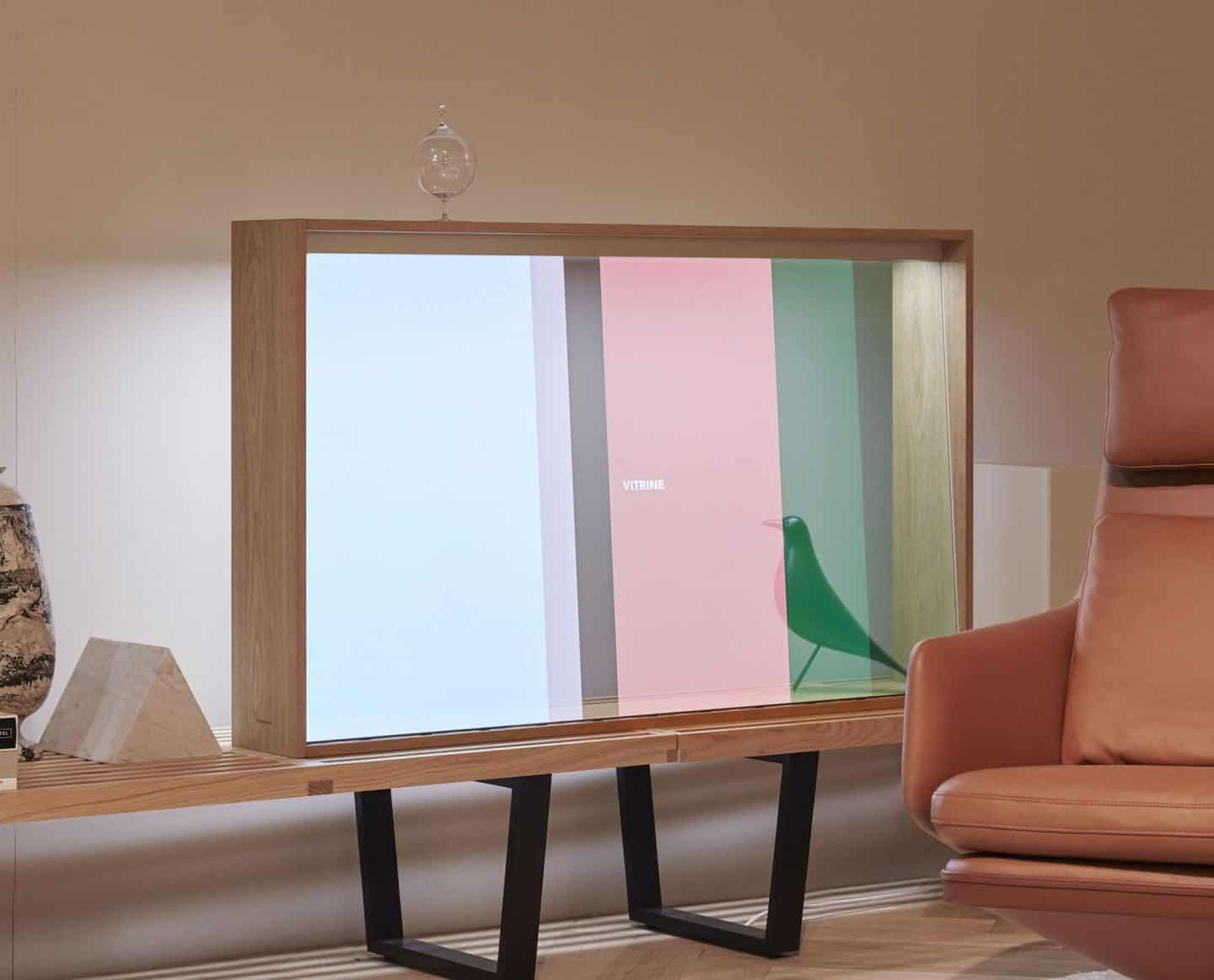 Panasonic Vitrine Transparent TV