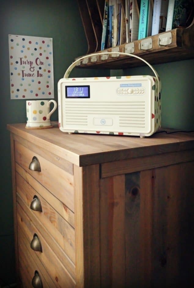 VQ Emma Bridgewater Retro MKII Polka Dot DAB+ Radio