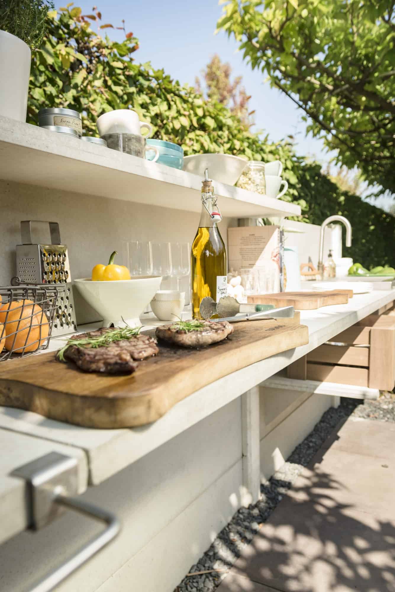 WWOO outdoor concrete kitchen can be customised to fit the requirements of your garden